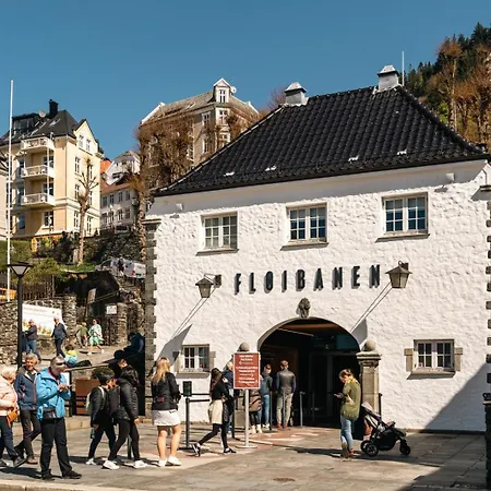 Dinbnb I 400m To Bryggen & Floibanen Funicular I Quiet Neighbourhood Apartment *
